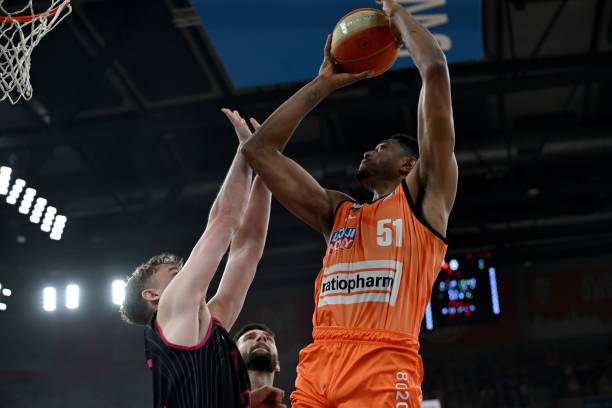 给出具体执 给出具体执