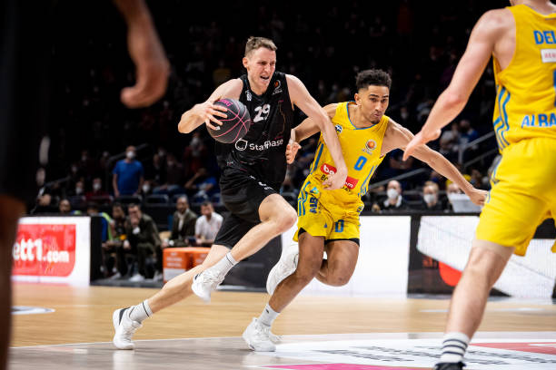 俊和成熟球 俊和成熟球