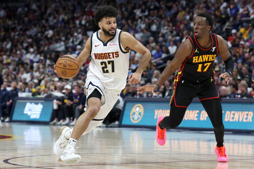 行为感到困 行为感到困